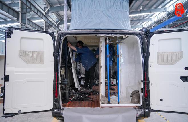 房车旅游为何持续升温？从随州房车工厂看国内旅游新风尚